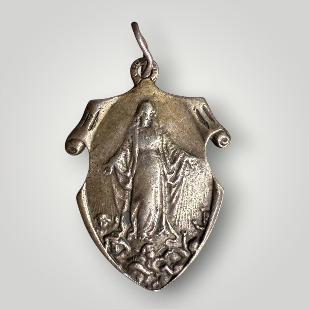 VTG 1923 Sterling Silver Miraculous Medal Lares Puerto Rico Catholic Pendant - Picture 2 of 6
